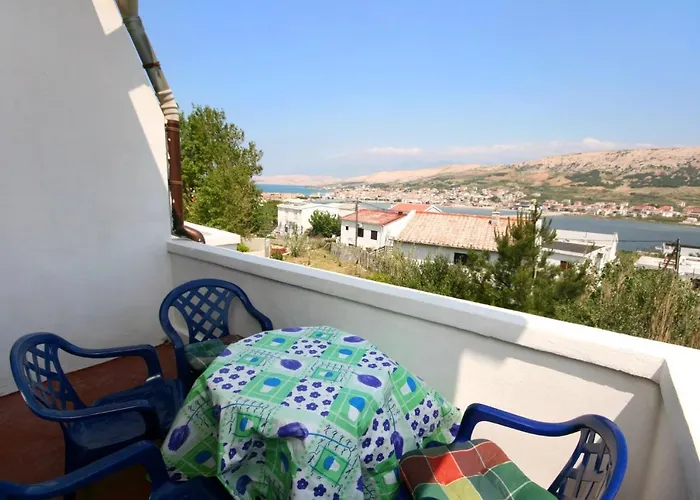 With A Parking Space Pag - 6461 *