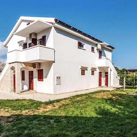Apartamento With A Parking Space Pag - 6461 Pag Town